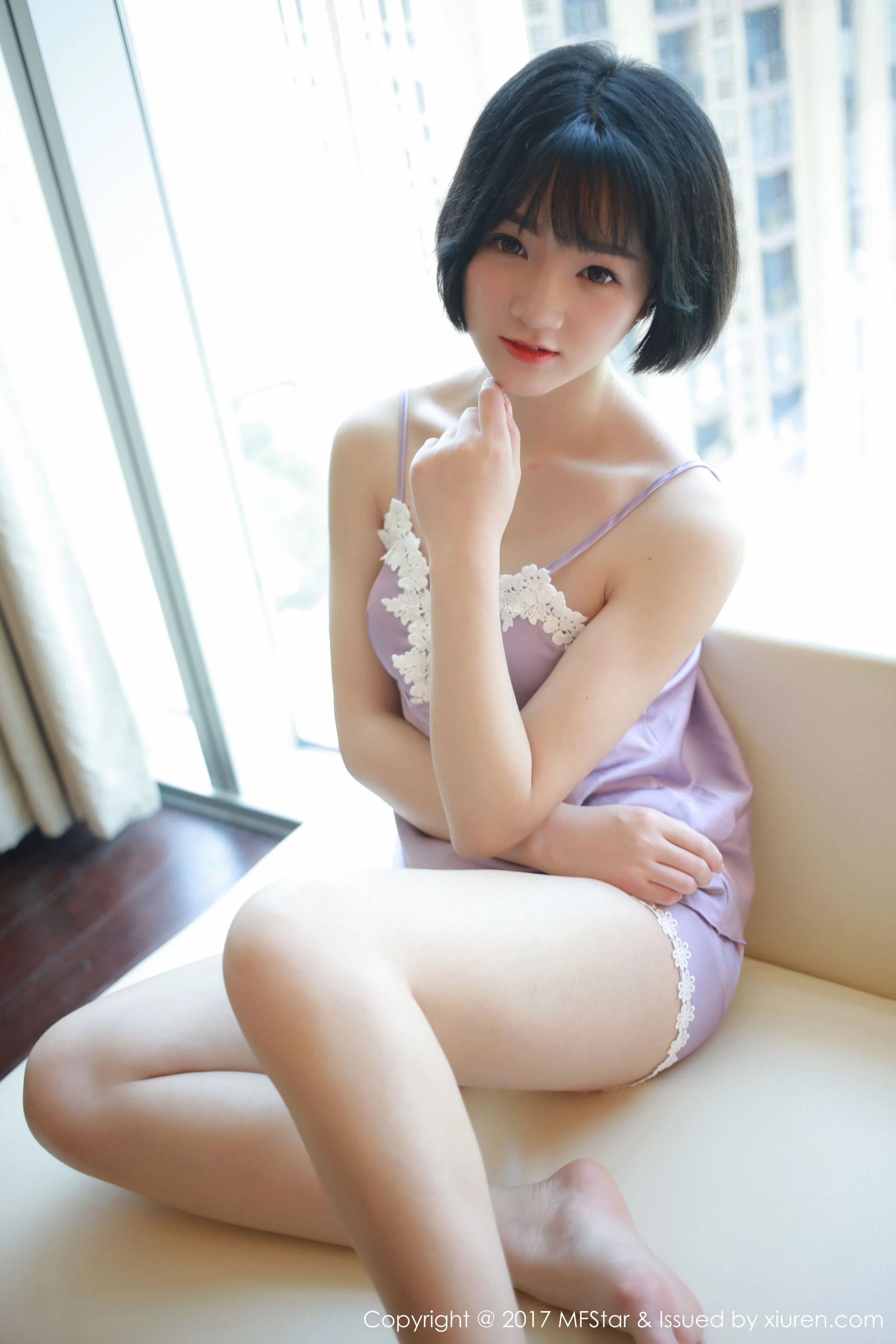 校花清純街拍寫真 - 夏日神秘風格展現珍藏 - 3