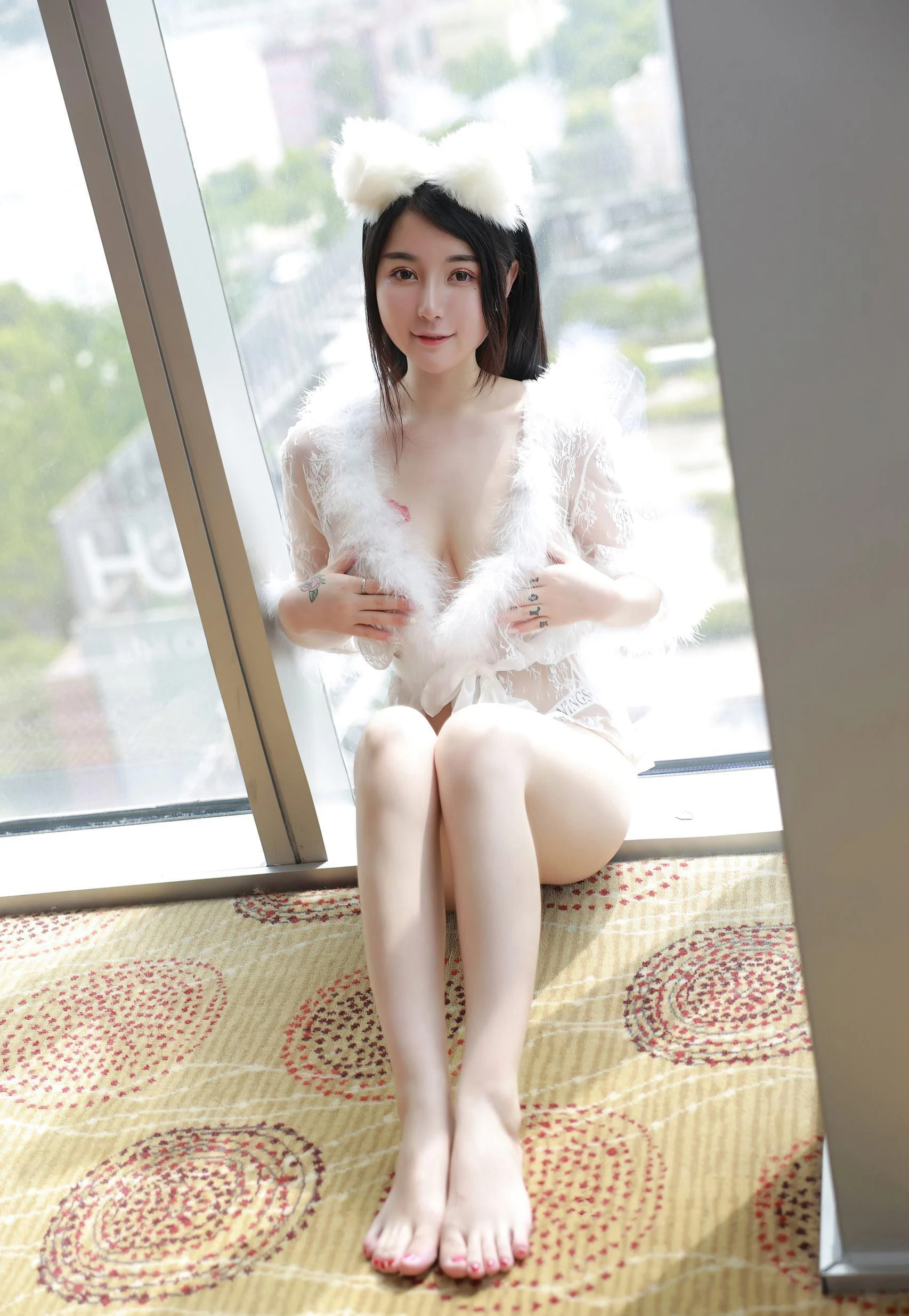 苗慄正午車模美照 – 時尚魅力山景實錄限量 - 5