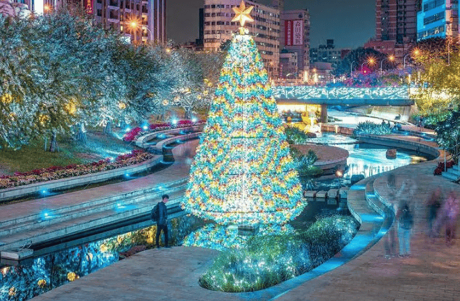 台中夜晚约会景点TOP9！不仅沉醉于迷人夜景，更享尽吃喝玩乐全方位体验！