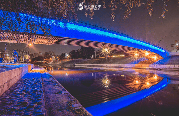 【台中游玩攻略】为你精选20个台中夜景景点，一站式懒人必备！这些景点是情侣约会的首选之地，让你惬意地欣赏台中璀璨夜景，留下难忘的回忆！